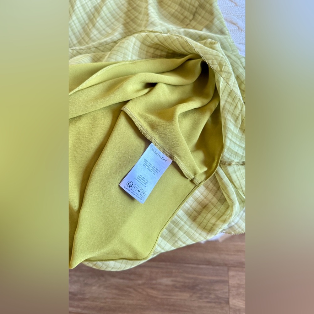 Reformation Imara Dress In Green Check, brand new without tags, never worn. - Picture 12 of 13